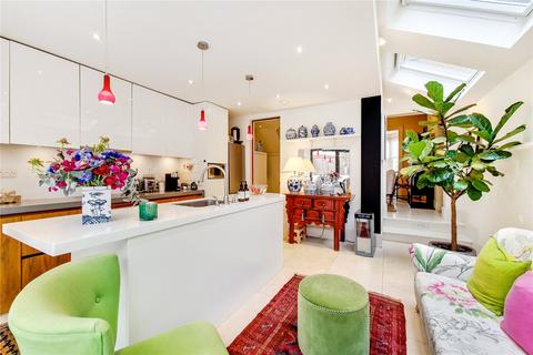 undefined, Shepherds Bush, Shepherds Bush, W12