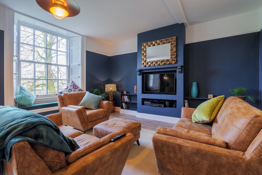 Lounge Area