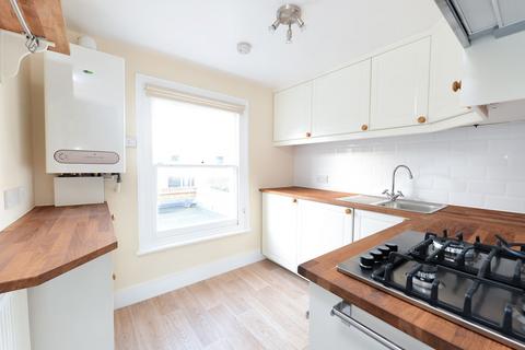 1 bedroom apartment to rent, Barry Road, East Dulwich, SE22 (JK)