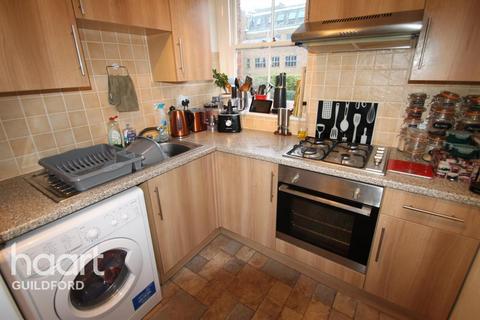 1 bedroom maisonette to rent, Bayliss Court