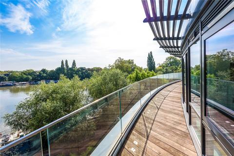 3 bedroom penthouse to rent, Quayside House, 8 Kew Bridge Road, Kew, London, TW8