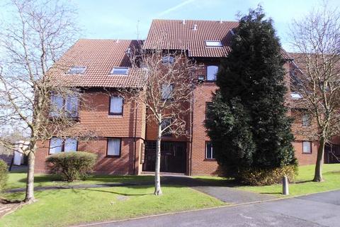1 bedroom apartment to rent, Moncrieffe Close, Dudley