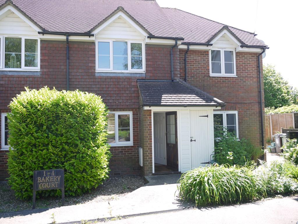 Old Dean, Bovingdon, Bovingdon, HP3 2 bed ground floor flat £950 pcm