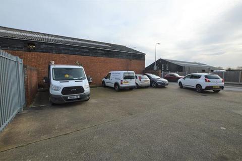 Office to rent - 32-40 Bancrofts Road, South Woodham Ferrers, Chelmsford, Essex, CM3