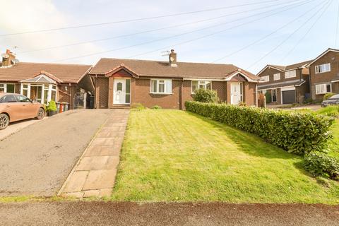 2 bedroom semi-detached bungalow to rent, Croft Manor, Glossop SK13