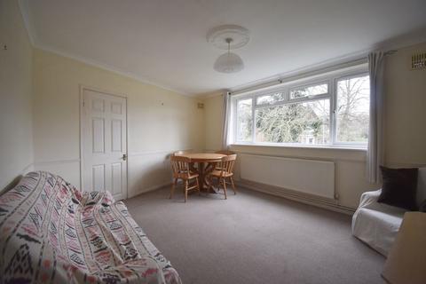 2 bedroom apartment to rent, 71a Hamilton Road, Reading RG1