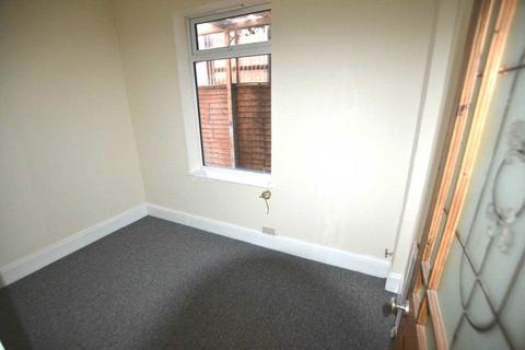 2 bedroom flat to rent - London Road, Reading