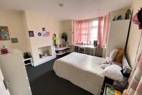6 bedroom house share to rent - Lower Court Road