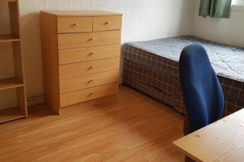 3 bedroom house share to rent - CORPORATION STREET