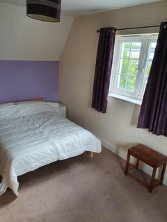 6 bedroom house share to rent - Warren Close