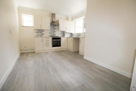 2 bedroom flat to rent, R L Stevenson, Westbourne, Bournemouth BH4