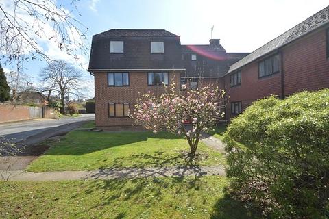 1 bedroom apartment to rent, Milford, Godalming GU8