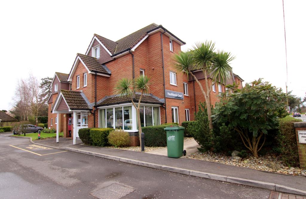 DIBDEN PURLIEU 1 bed flat for sale £140,000