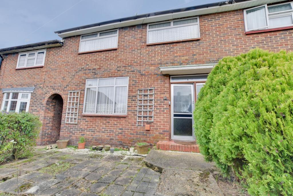 Whitchurch Road, Harold Hill, Romford, Essex, RM3 3 bed terraced house