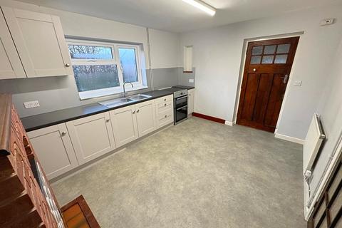 3 bedroom detached house to rent, Owletts End, Pinvin