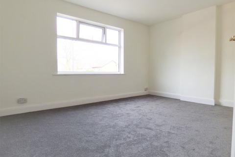 1 bedroom flat to rent, Stretford Road, Urmston