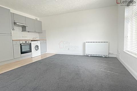 Studio to rent, Tavistock Court, Mapperley Park