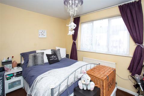 1 bedroom apartment to rent, Solar Court, King Georges Avenue, Watford, Hertfordshire, WD18