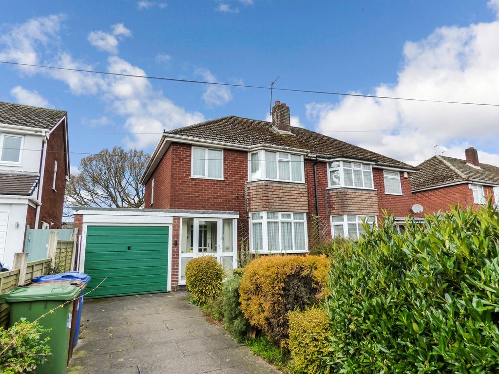 Hednesford Road, Norton Canes, Cannock, WS11 9RU 3 bed semidetached