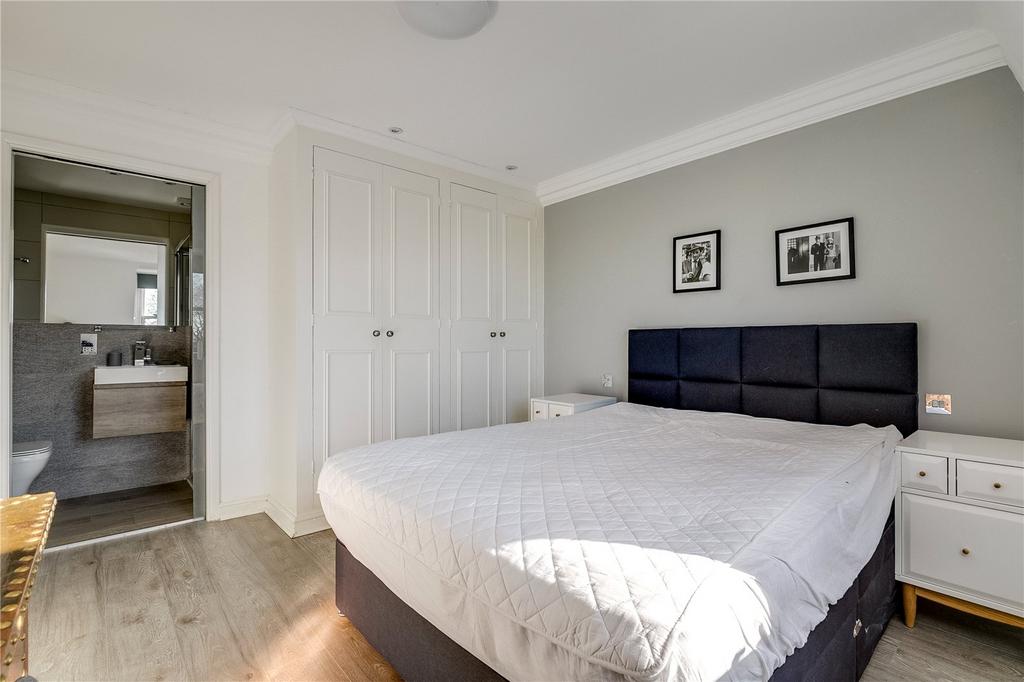 Apartment in London - View 3