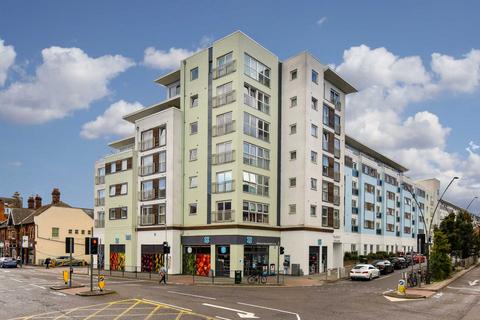 1 bedroom apartment to rent, Hudson House, Station Approach