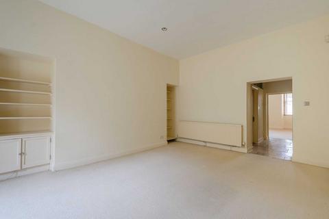 3 bedroom apartment to rent, Cavendish Place