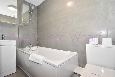 1 bedroom in a flat share to rent, A Manilla Street    (Canary Wharf), London, E14