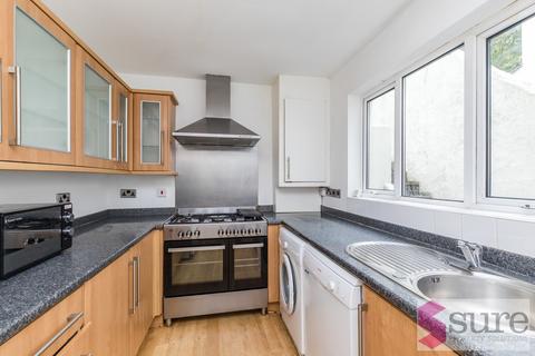4 bedroom terraced house to rent - Princes' Crescent, Brighton