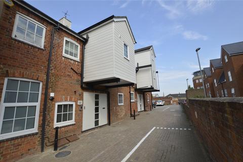 2 bedroom apartment to rent, London Court, East Street, Reading, Berkshire, RG1