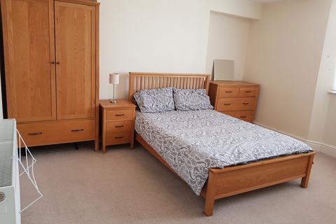 4 bedroom flat share to rent - Plymouth