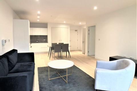 1 bedroom apartment to rent, Fairwater House, London