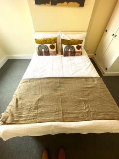 undefined, Room 4, 193 Brereton Avenue