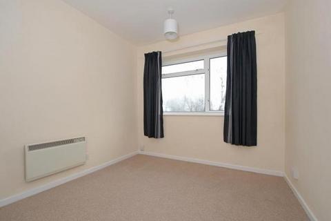 2 bedroom maisonette to rent, Carver Hill Road,  High Wycombe,  HP11