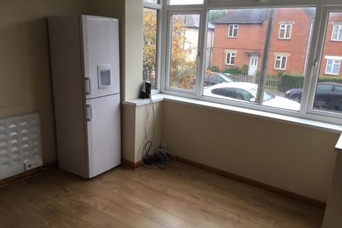 1 bedroom flat to rent, 140 Broadlands road, Southampton SO17