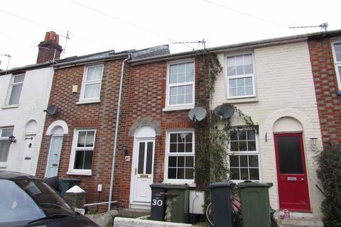 2 bedroom terraced house to rent, Albert Street, Cowes, Isle Of Wight, PO31