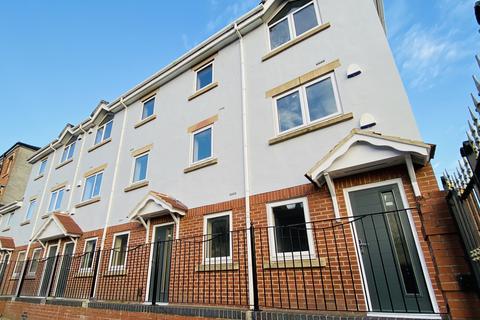 undefined, Oxford street mews Flat, 9 DL1