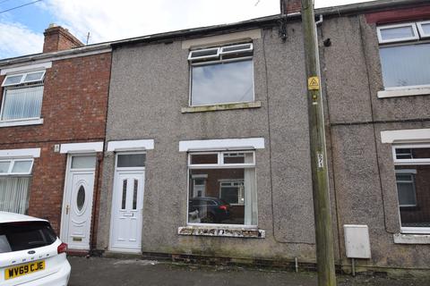 3 bedroom terraced house to rent, Albert Street, Chilton DL17