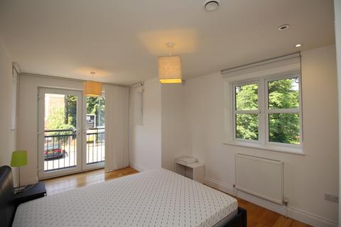2 bedroom apartment to rent, Grenfell Road Maidenhead Berkshire