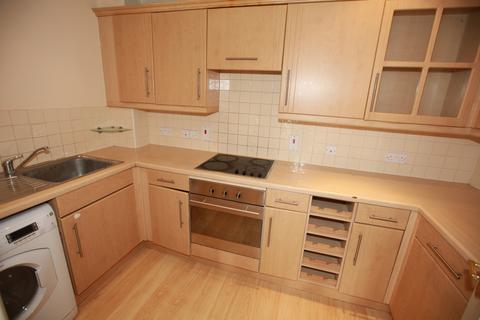 2 bedroom flat to rent, Kensington Hights, HA1