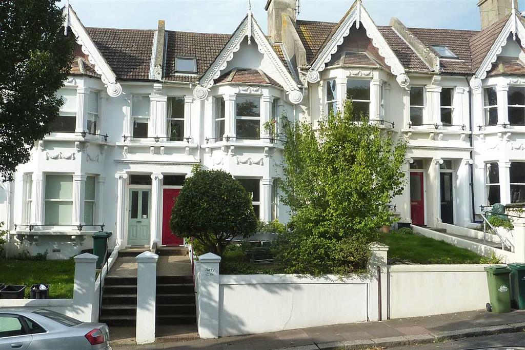 Cleveland Road, Brighton 4 bed house £1,900 pcm (£438 pw)