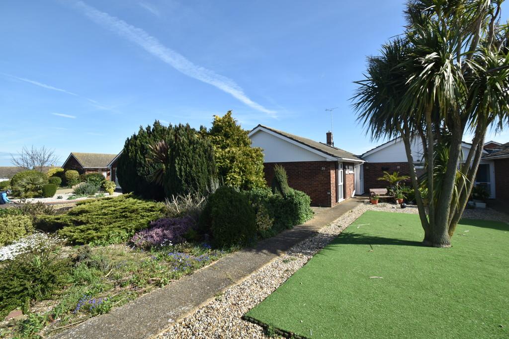 Princess Margaret Avenue, Cliftonville 3 bed terraced bungalow £315,000