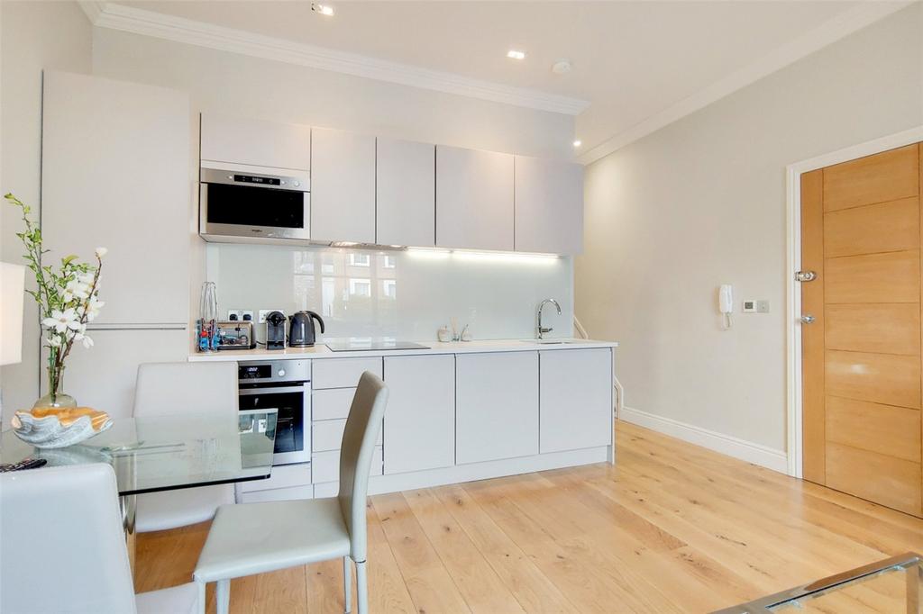 Apartment in London - View 4