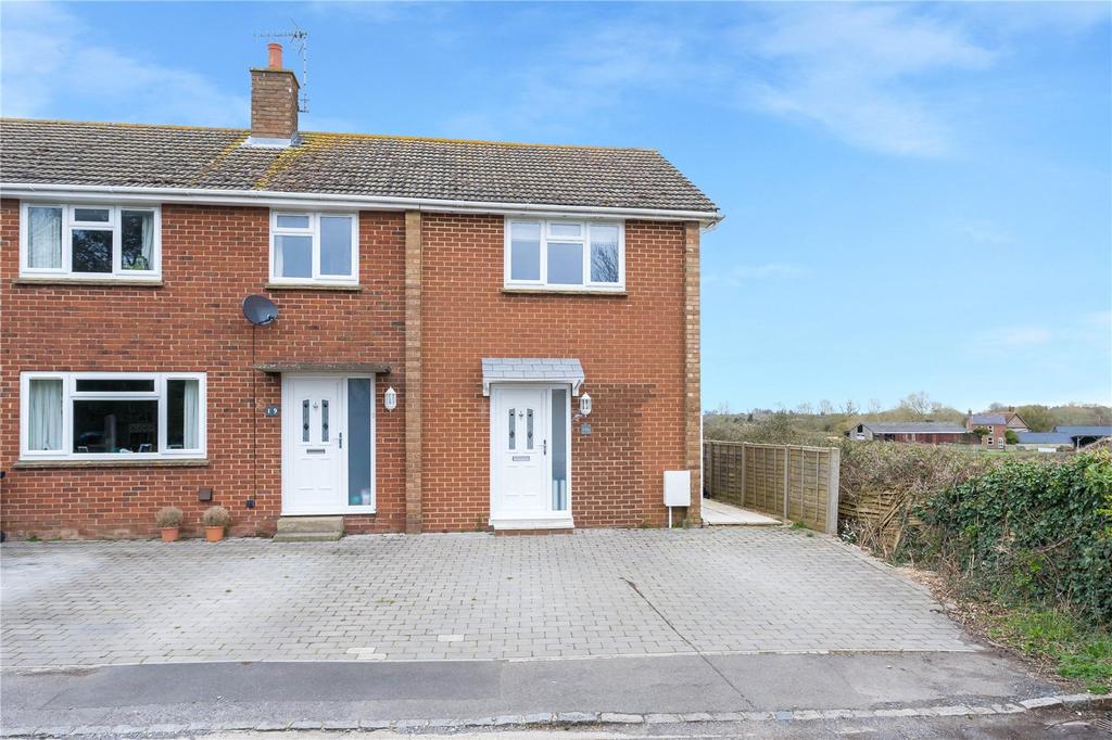 Windmill Close, Towersey, OX9 2 bed end of terrace house £310,000