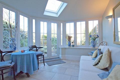 1 Austyns Place, Ewell, Epsom, KT17 1SQ