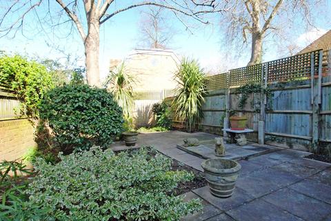 1 Austyns Place, Ewell, Epsom, KT17 1SQ