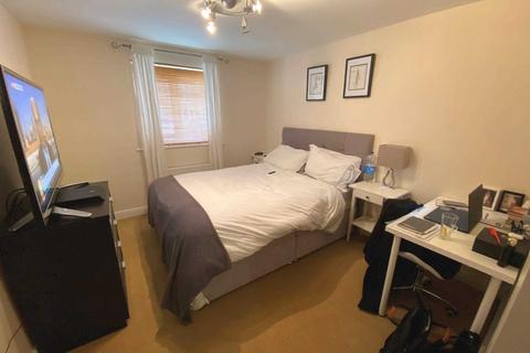 2 bedroom flat to rent, Coleridge Way, Borehamwood