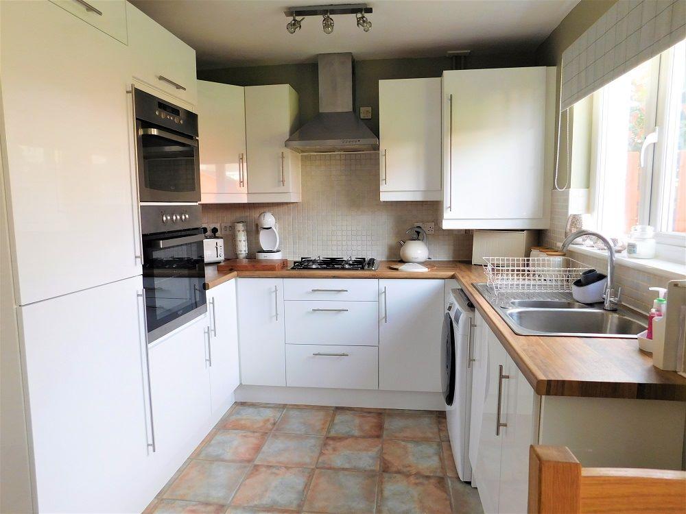 21 Peasehill Fauld, Rosyth, Dunfermline 3 bed semidetached house £