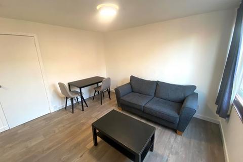 1 bedroom flat to rent, George Street, Top Floor, AB25