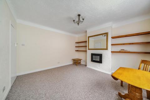 2 bedroom apartment to rent, Glenhill Close,  Finchley,  N3