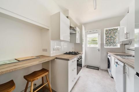 2 bedroom apartment to rent, Glenhill Close,  Finchley,  N3